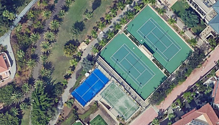 Bahia del Duque Tennis Padel Courts