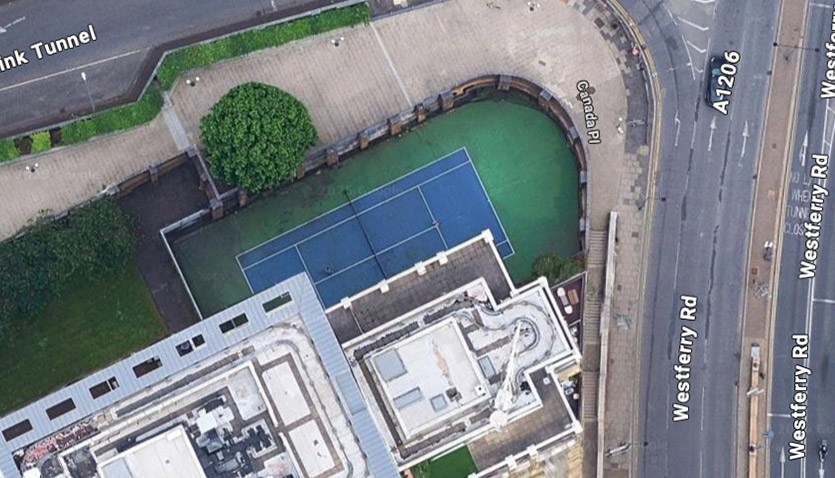 Canary Riverside Plaza Hotel Tennis