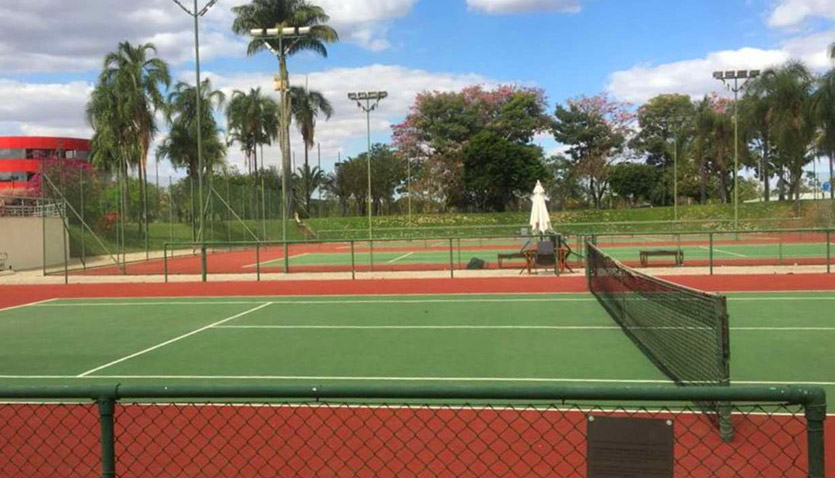 Royal Tulip Brasilia Alvorada Tennis Courts