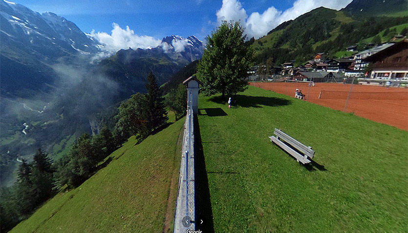 Sportchalet Murren tennis court view