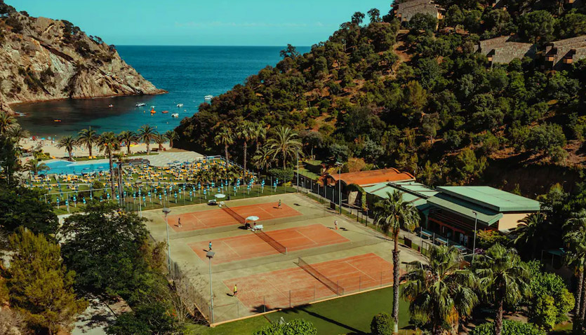 Zel Costa Brava Tennis Facility